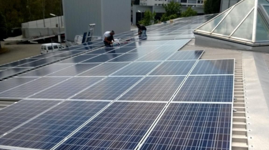 Module auf Gewerbefläche